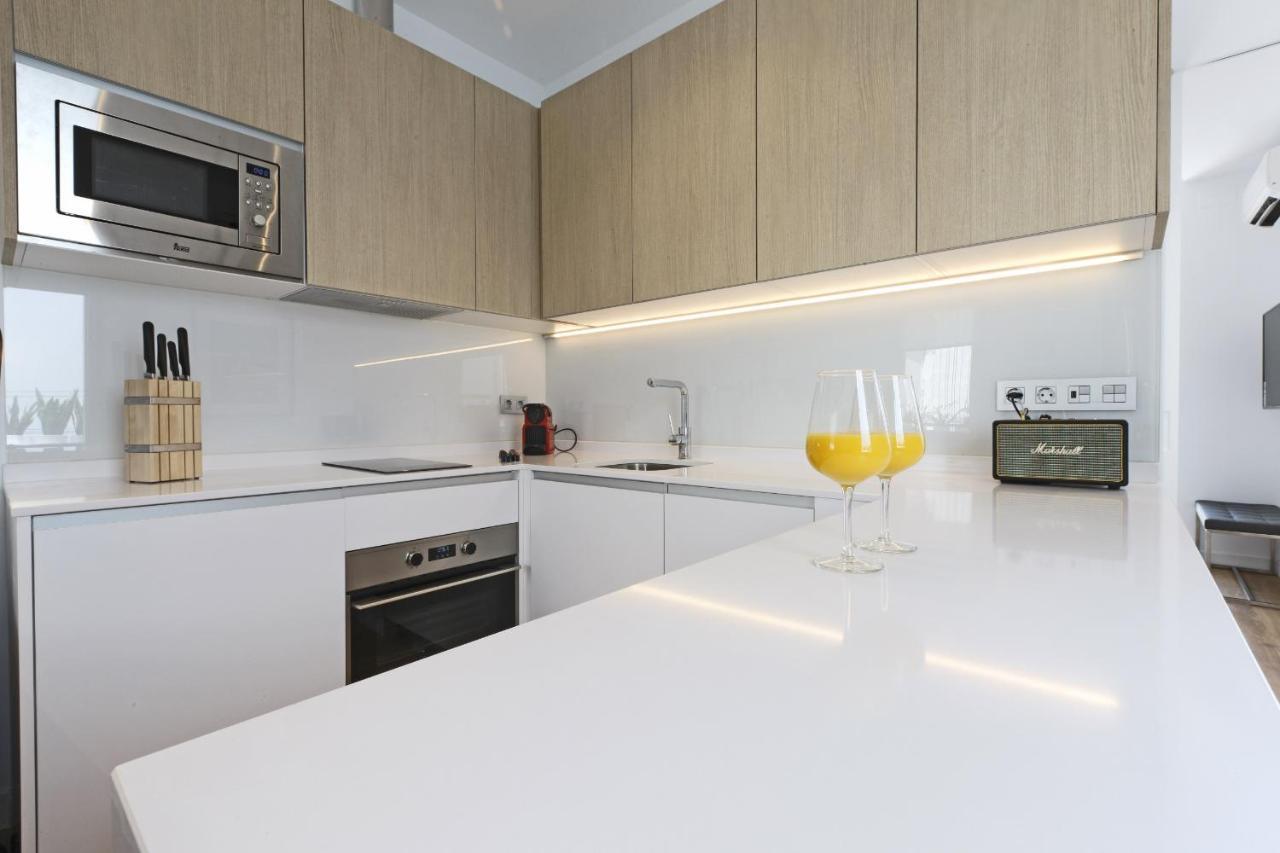 Latina Plaza Apartment Madrid Ngoại thất bức ảnh